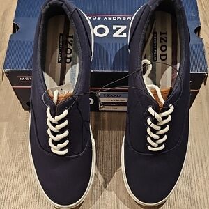 Izod Men's Dark Blue Sneakers with White Laces